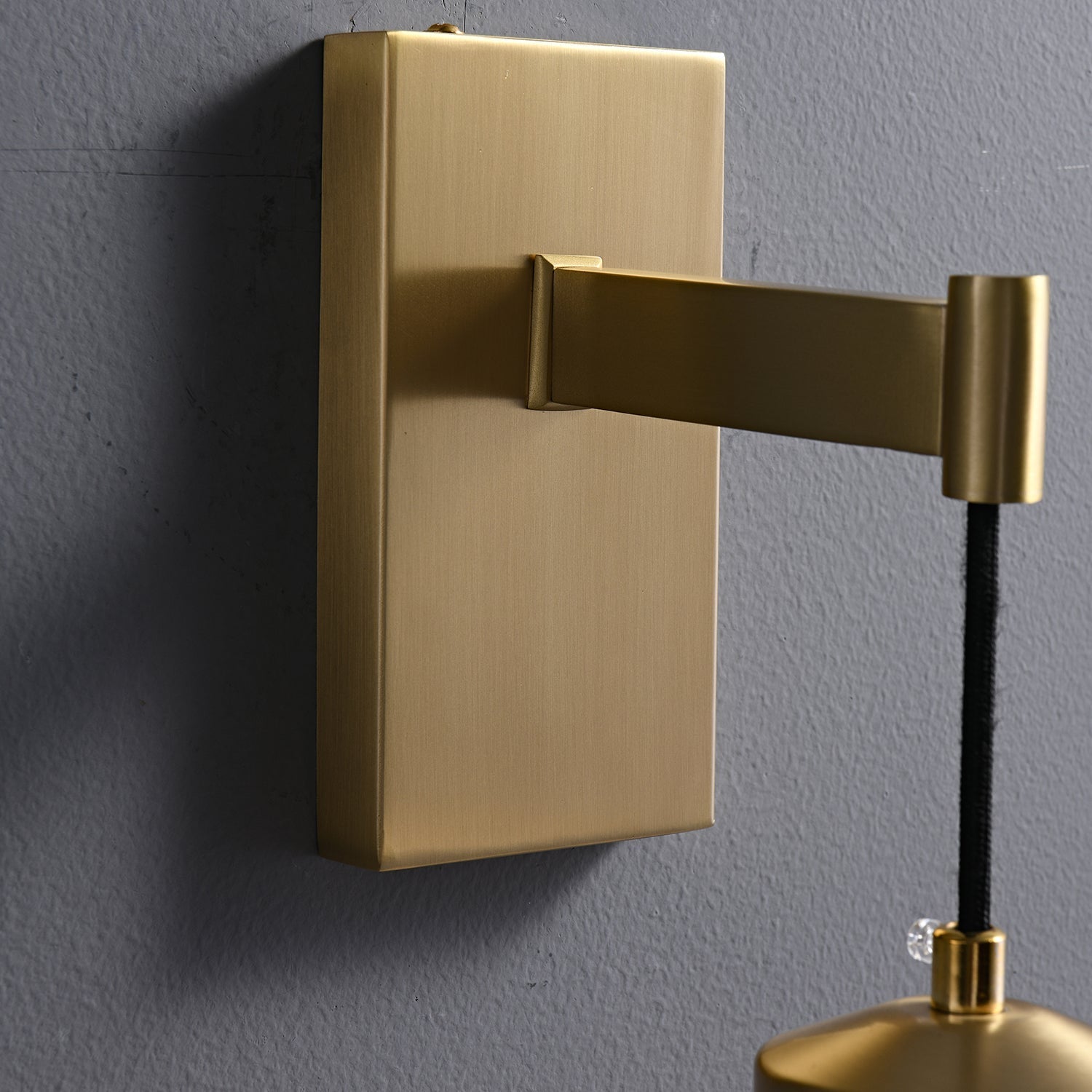 Moderne Glazen Druppel Wandlamp in Messing – Luxe Sfeerverlichting voor Interieur