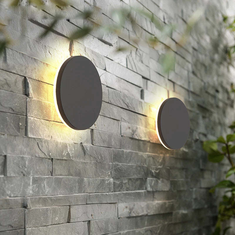 Mjölk - Minimalistische Scandinavische LED wandlamp voor tuin en hal