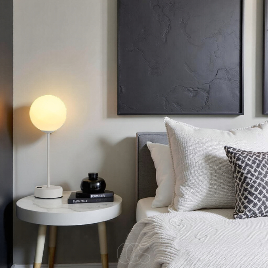 Sera – Tafellamp met Bolvormige Kap & Warme LED Verlichting