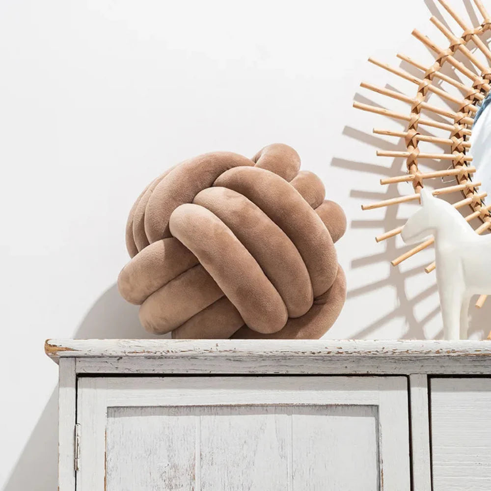 Handgemaakte Geknoopte Ronde Fluwelen Kussen – Knus Modern Pluche Accentkussen