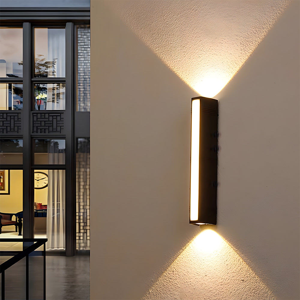 Stilo – Longtube Buitenlamp Muur met Geïntegreerde LED & Modern Design