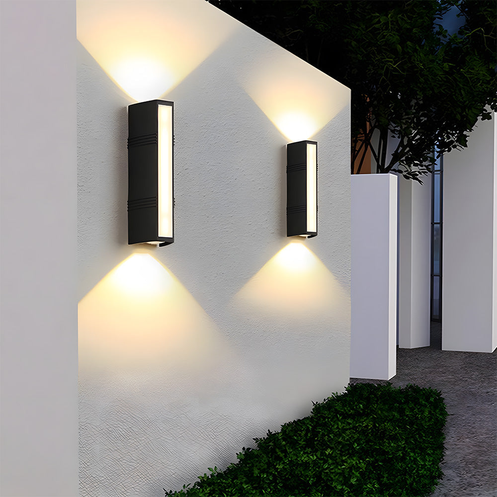 Stilo – Longtube Buitenlamp Muur met Geïntegreerde LED & Modern Design