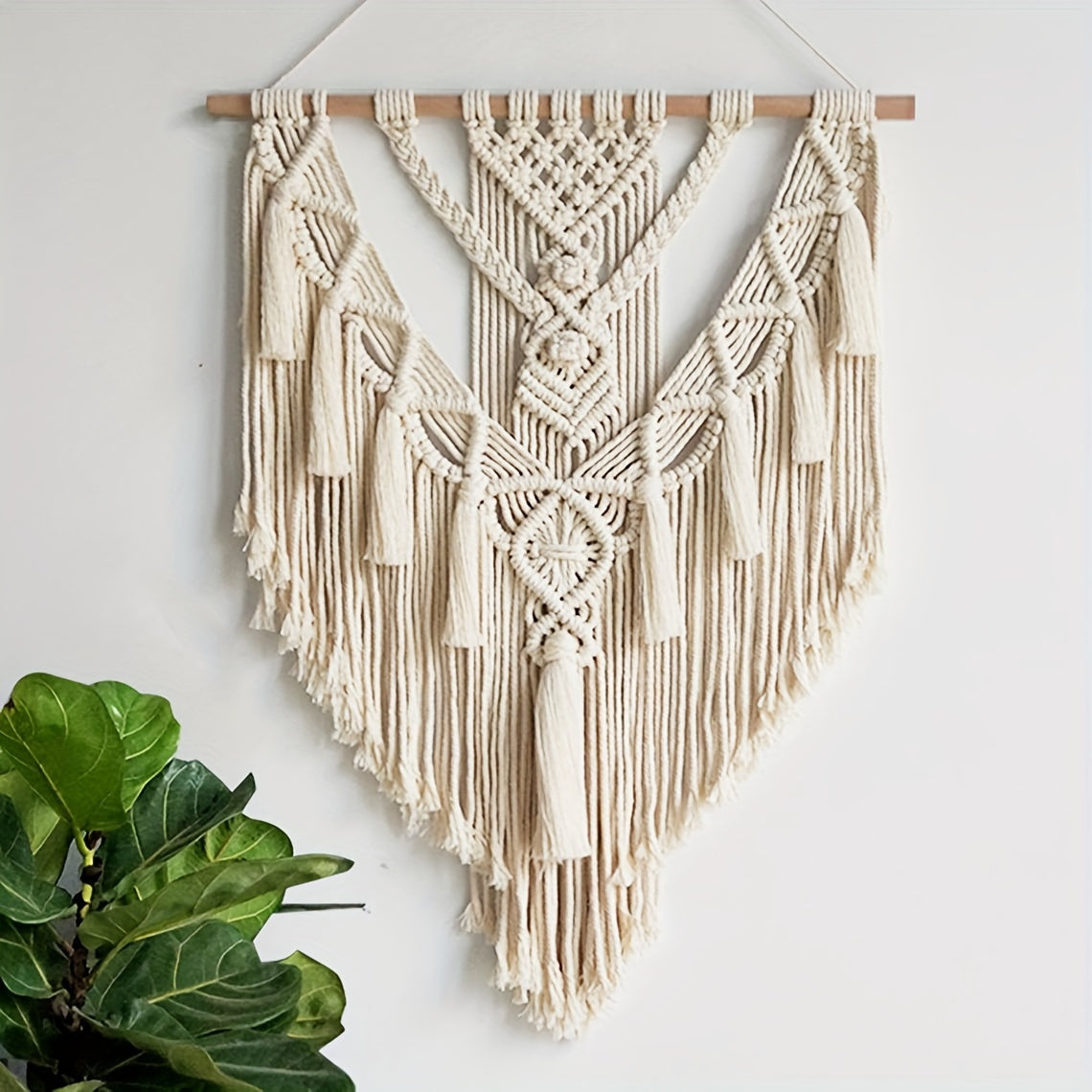 Bohemian Macramé Wall Decoration – Handwoven Cotton Wall Hanging