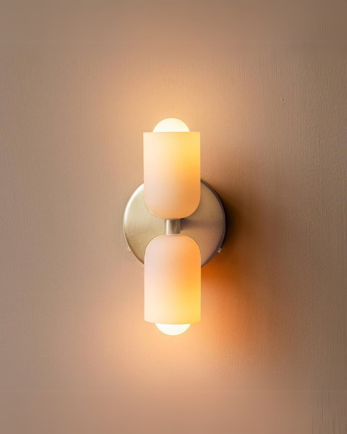 Moderne Wandlamp voor Sfeervolle en Zachte Verlichting in Huis